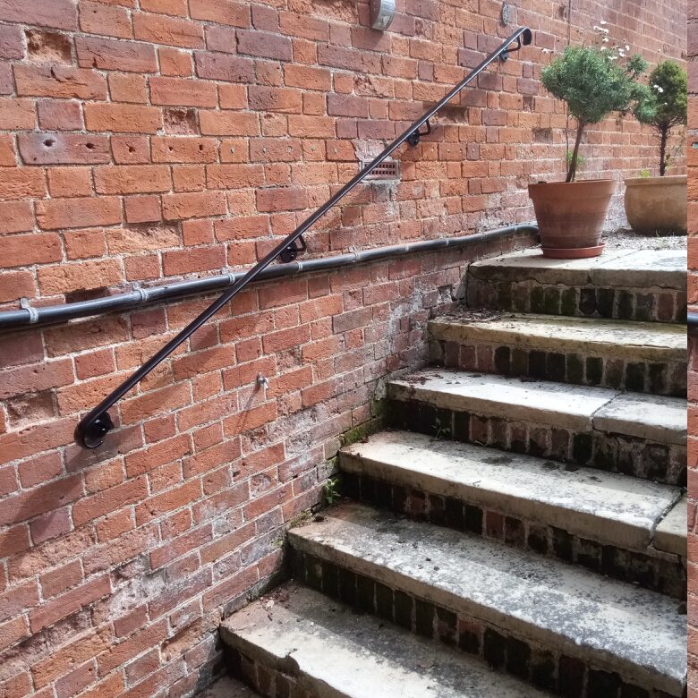 Handrail